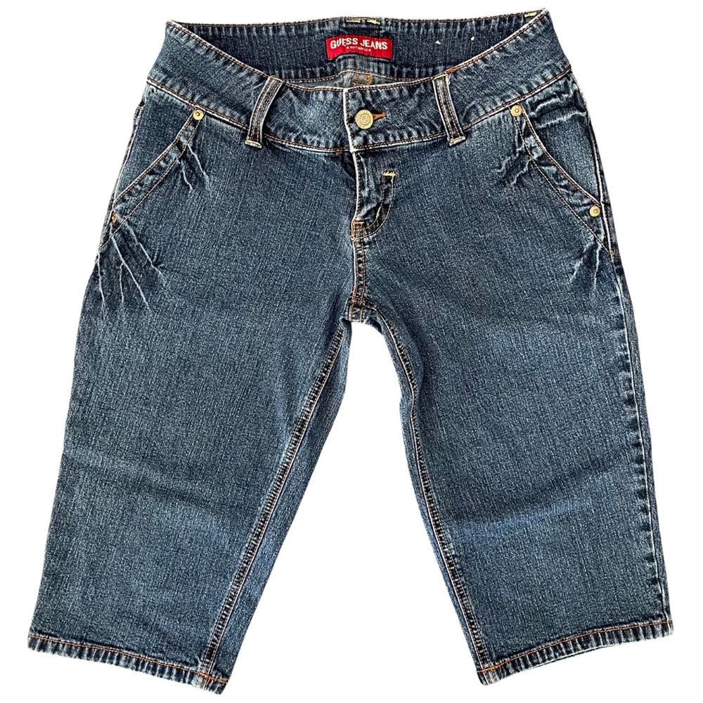 GUESS JEANS Bermuda Shorts with Back Flap Pockets - 29